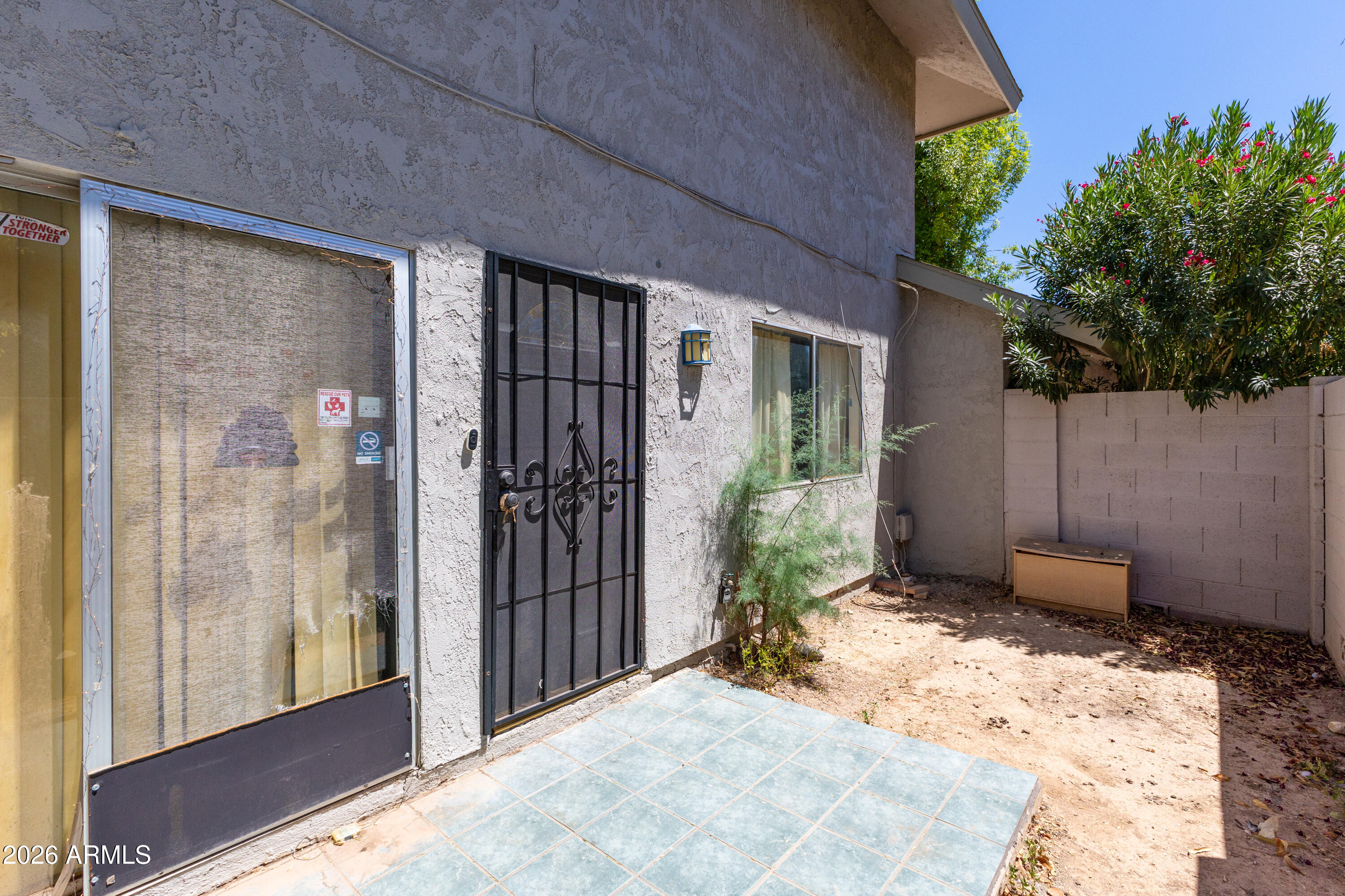 1047 N 84TH Place