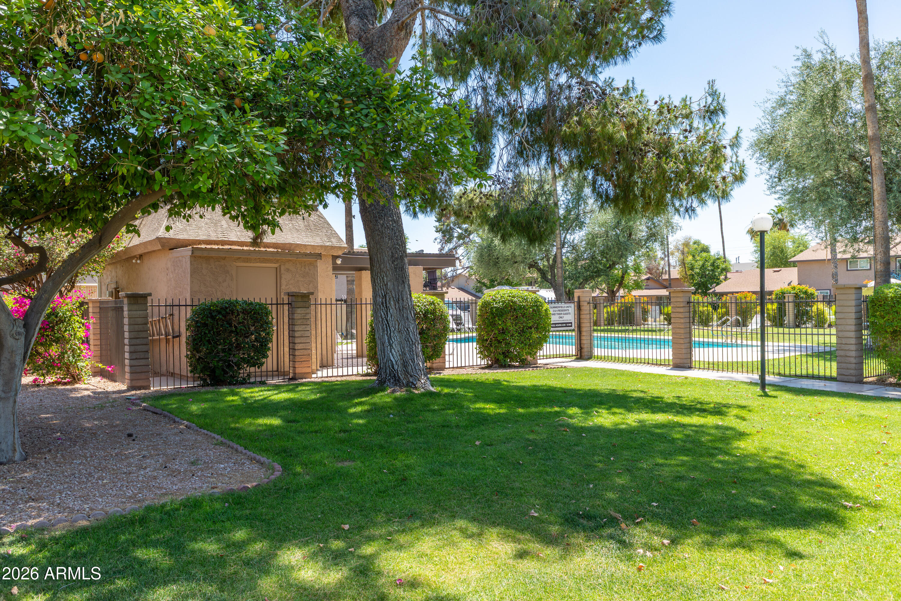 1047 N 84TH Place