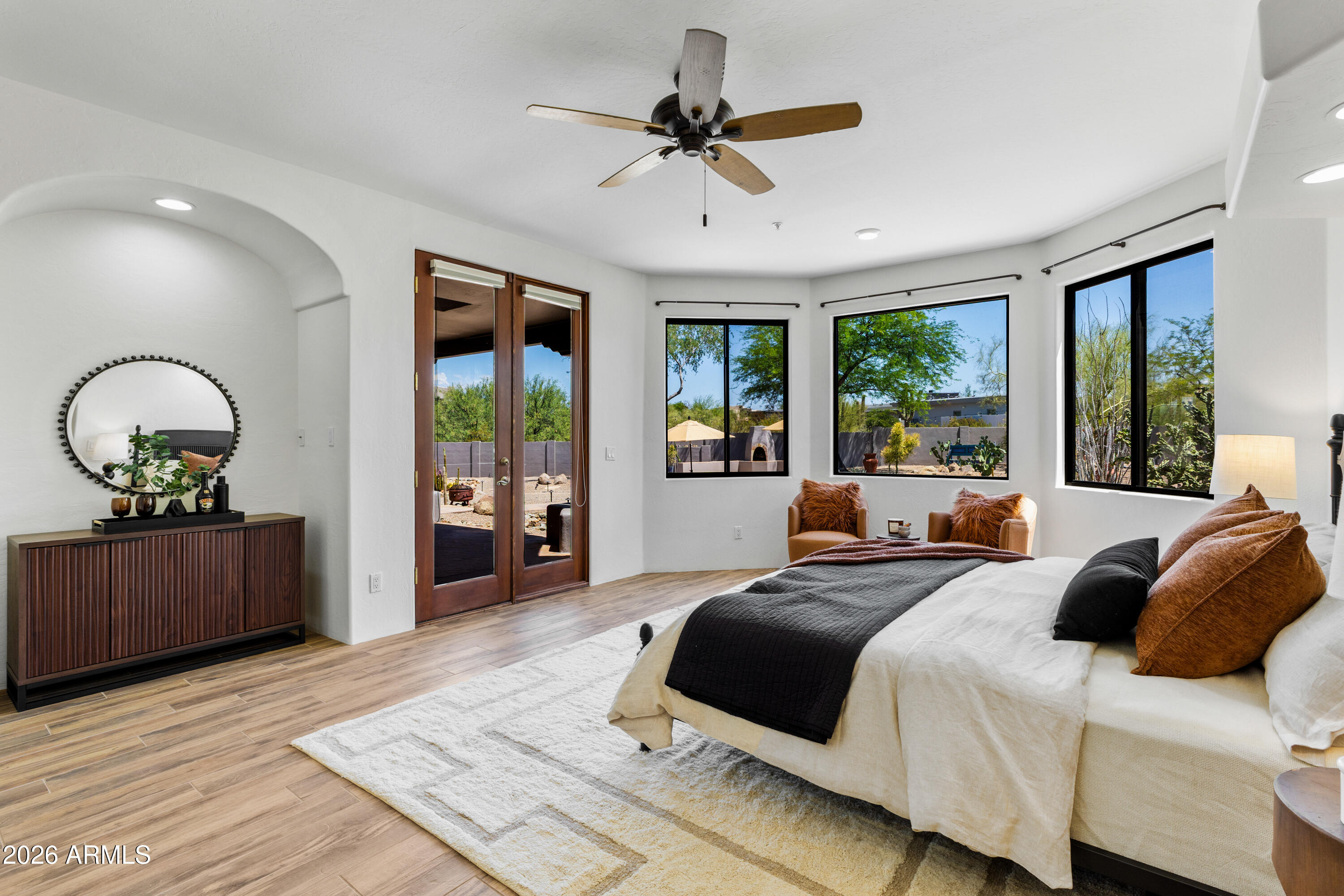 8626 E SANTA CATALINA Drive