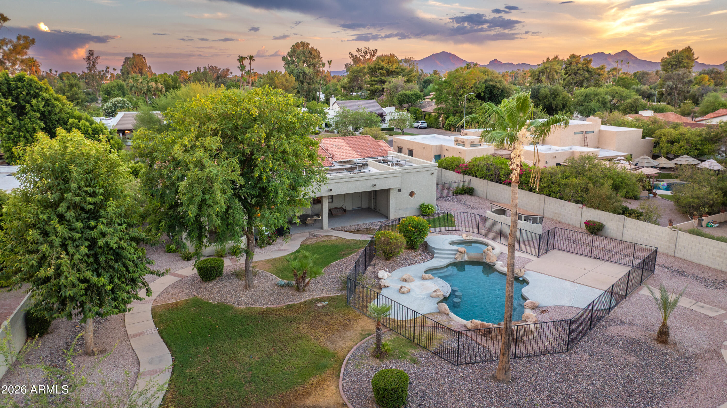 8144 E APPALOOSA Trail