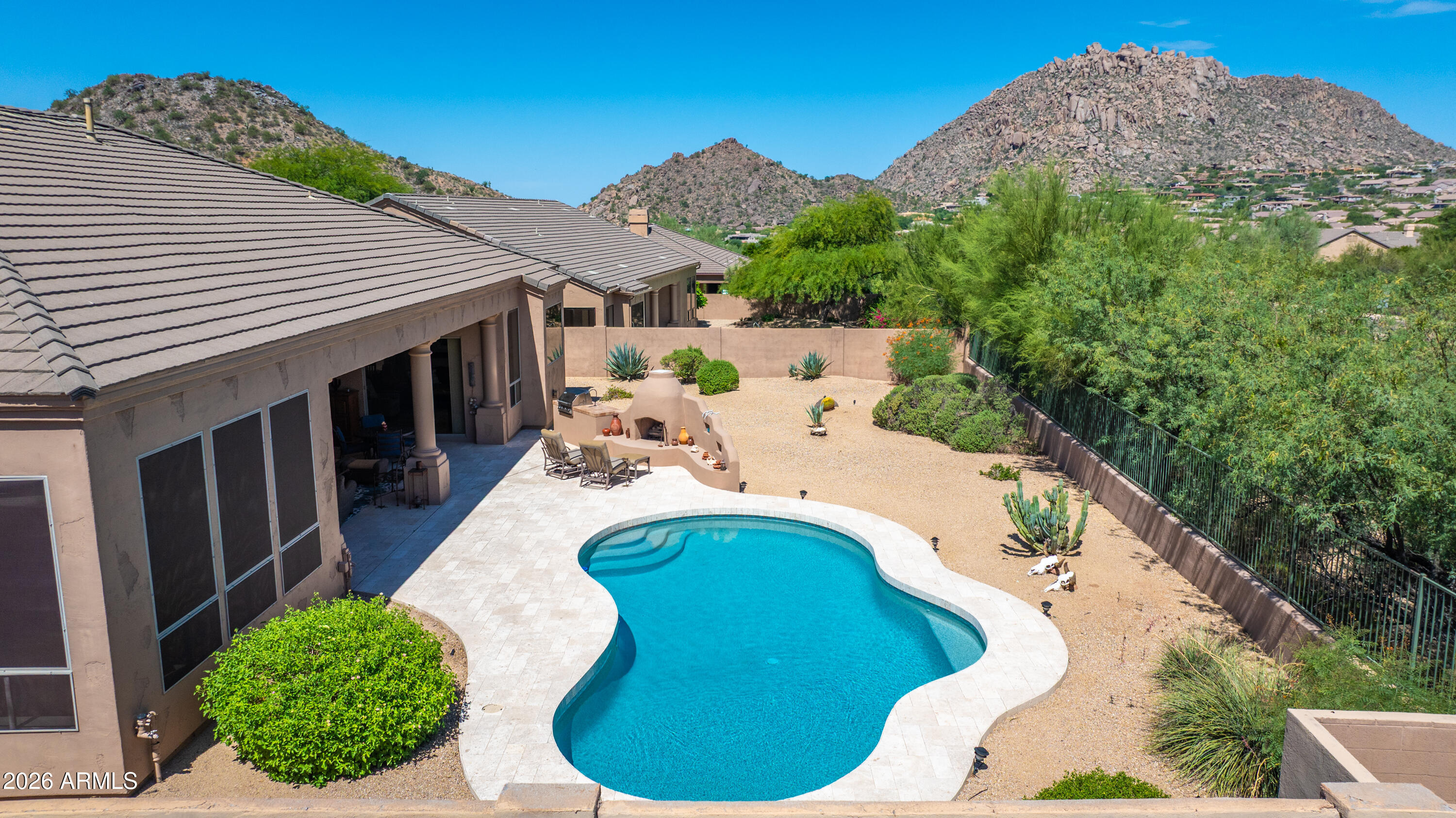 11804 E SAND HILLS Road