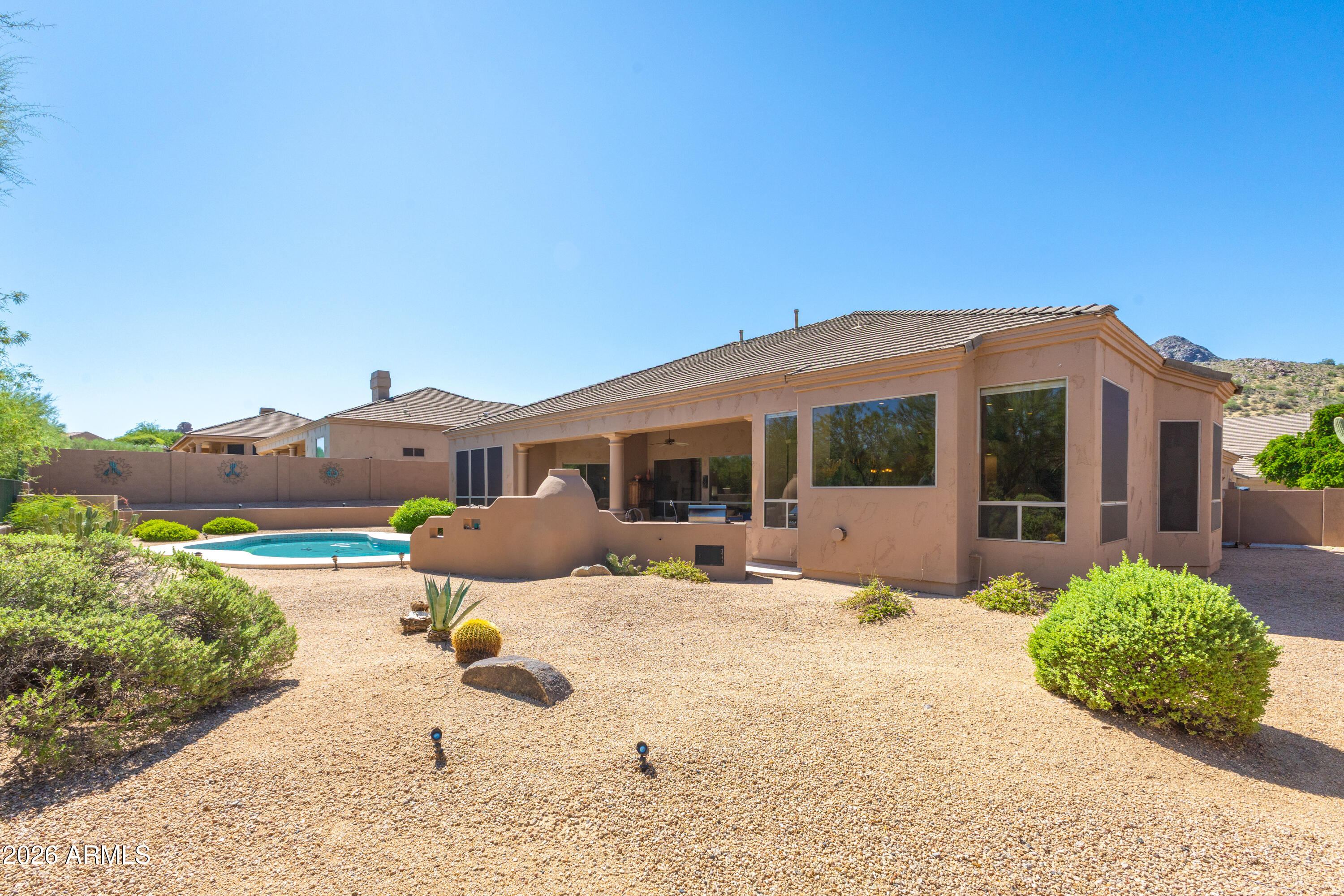 11804 E SAND HILLS Road