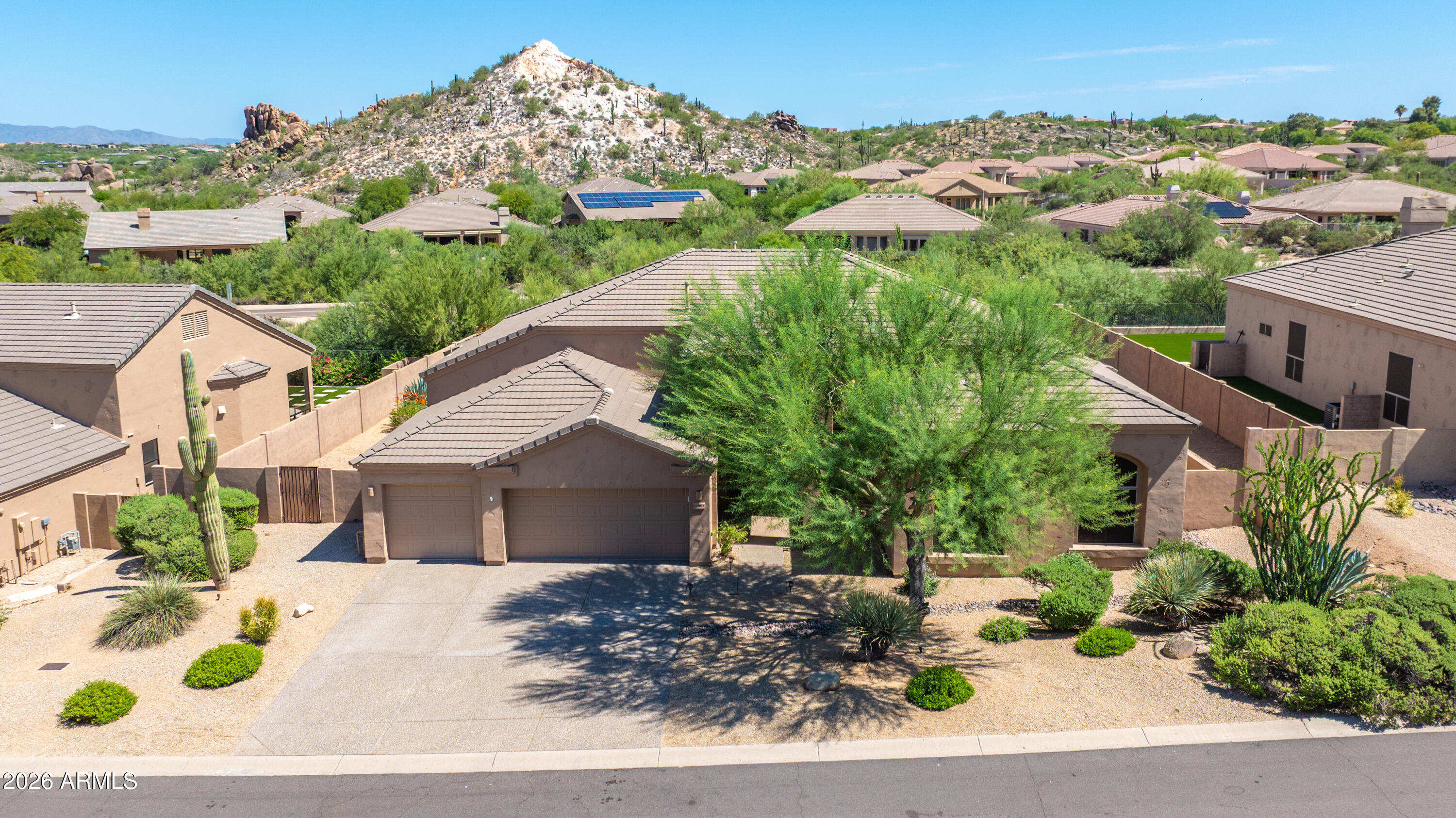 11804 E SAND HILLS Road