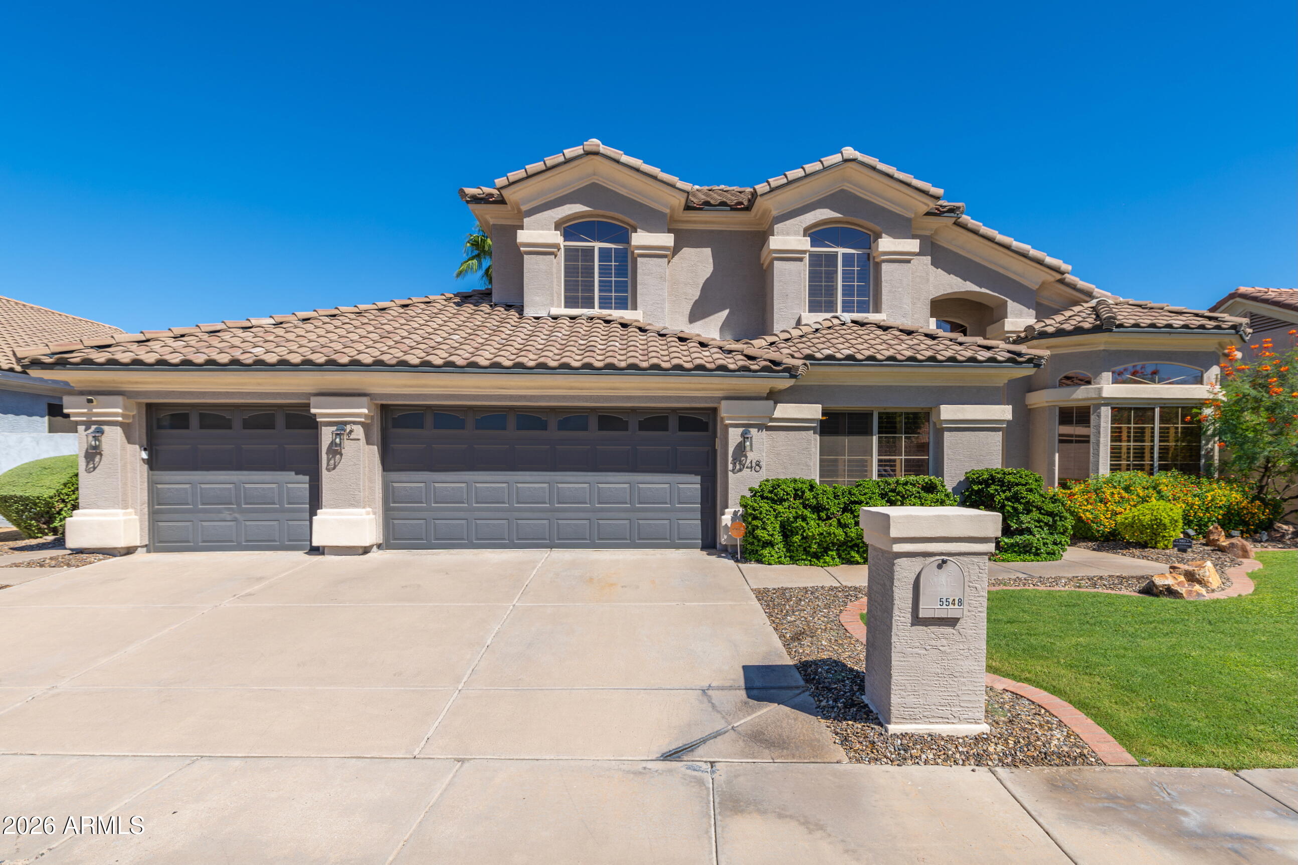 5548 E CAMPO BELLO Drive