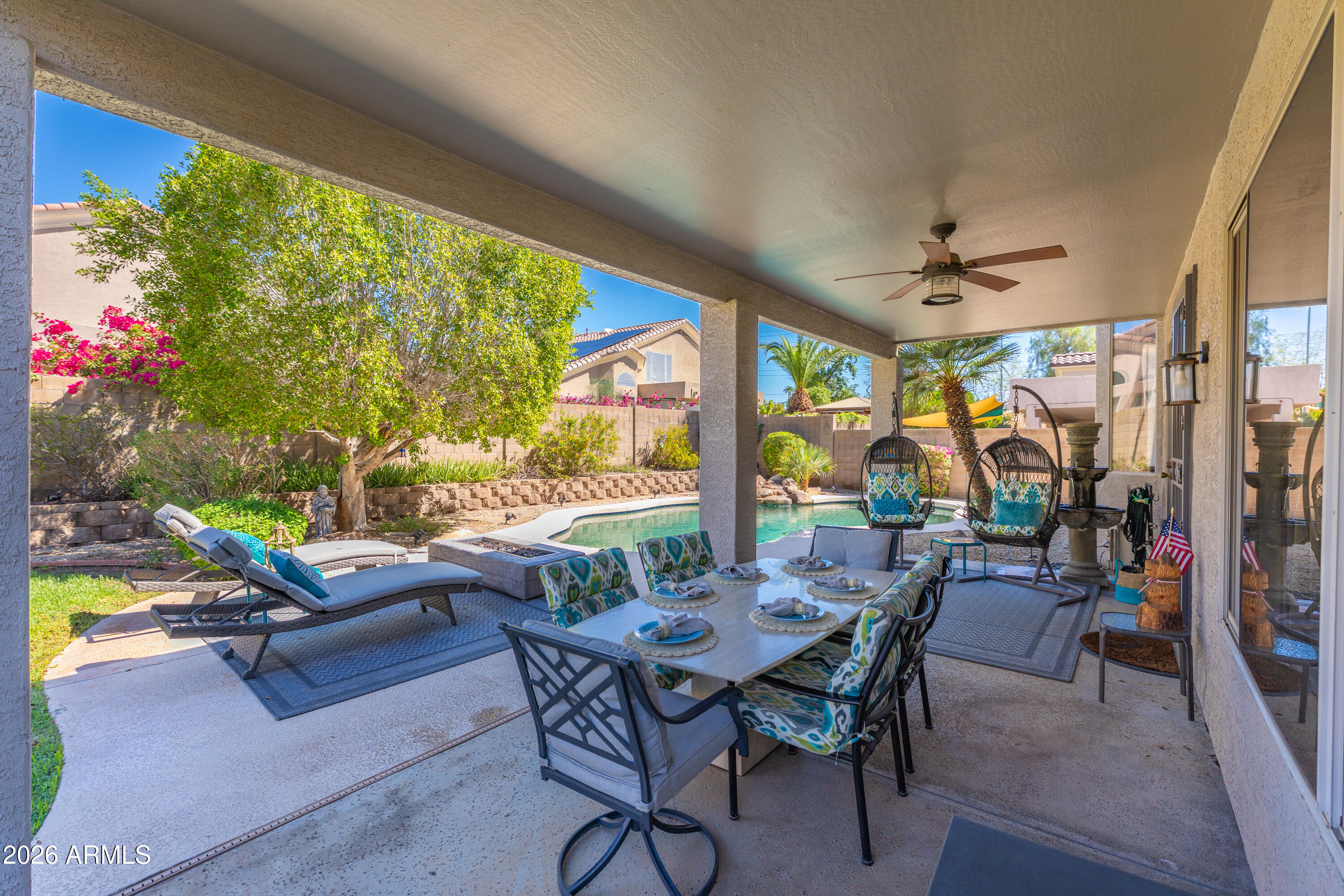 5548 E CAMPO BELLO Drive