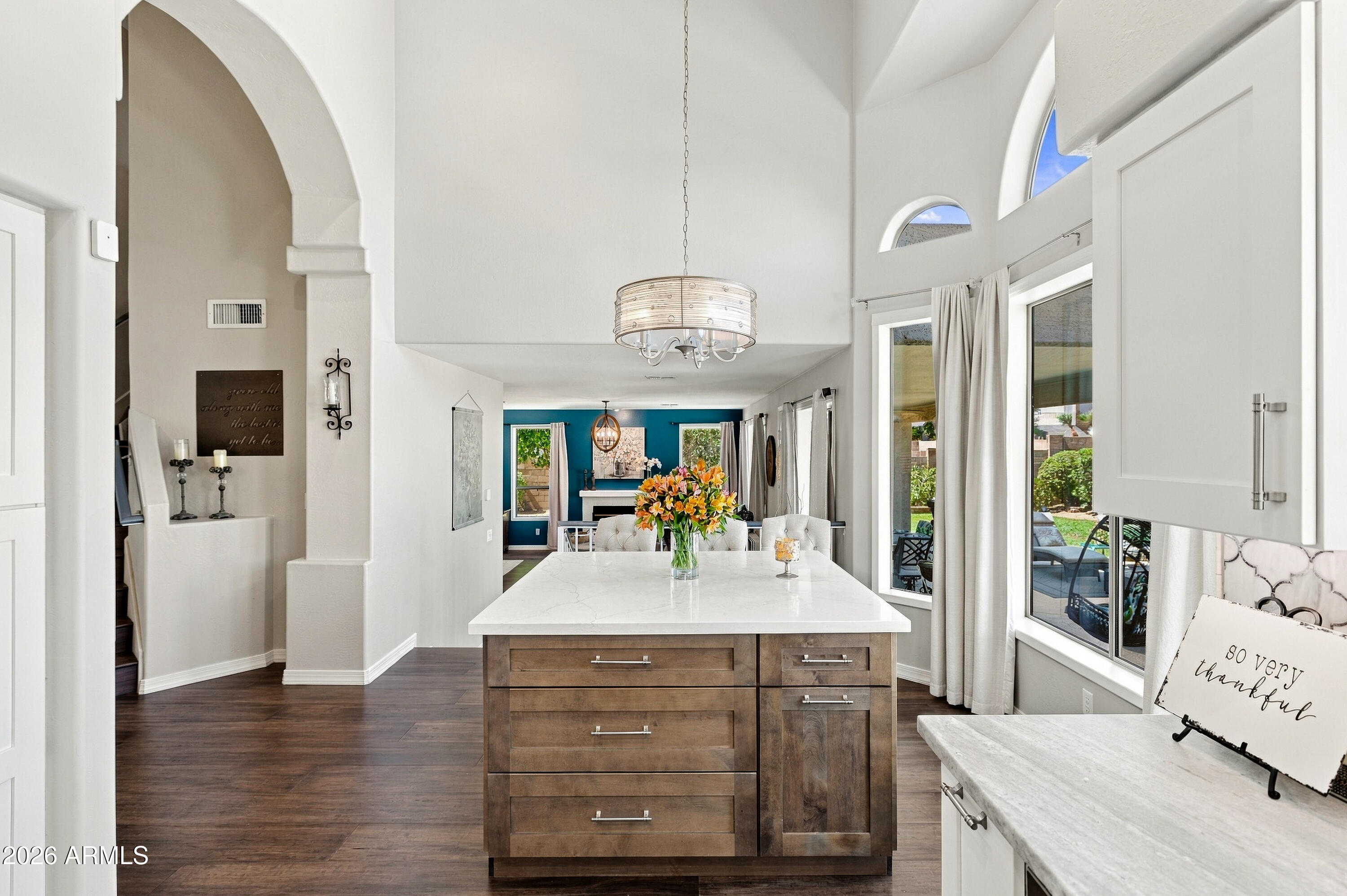 5548 E CAMPO BELLO Drive