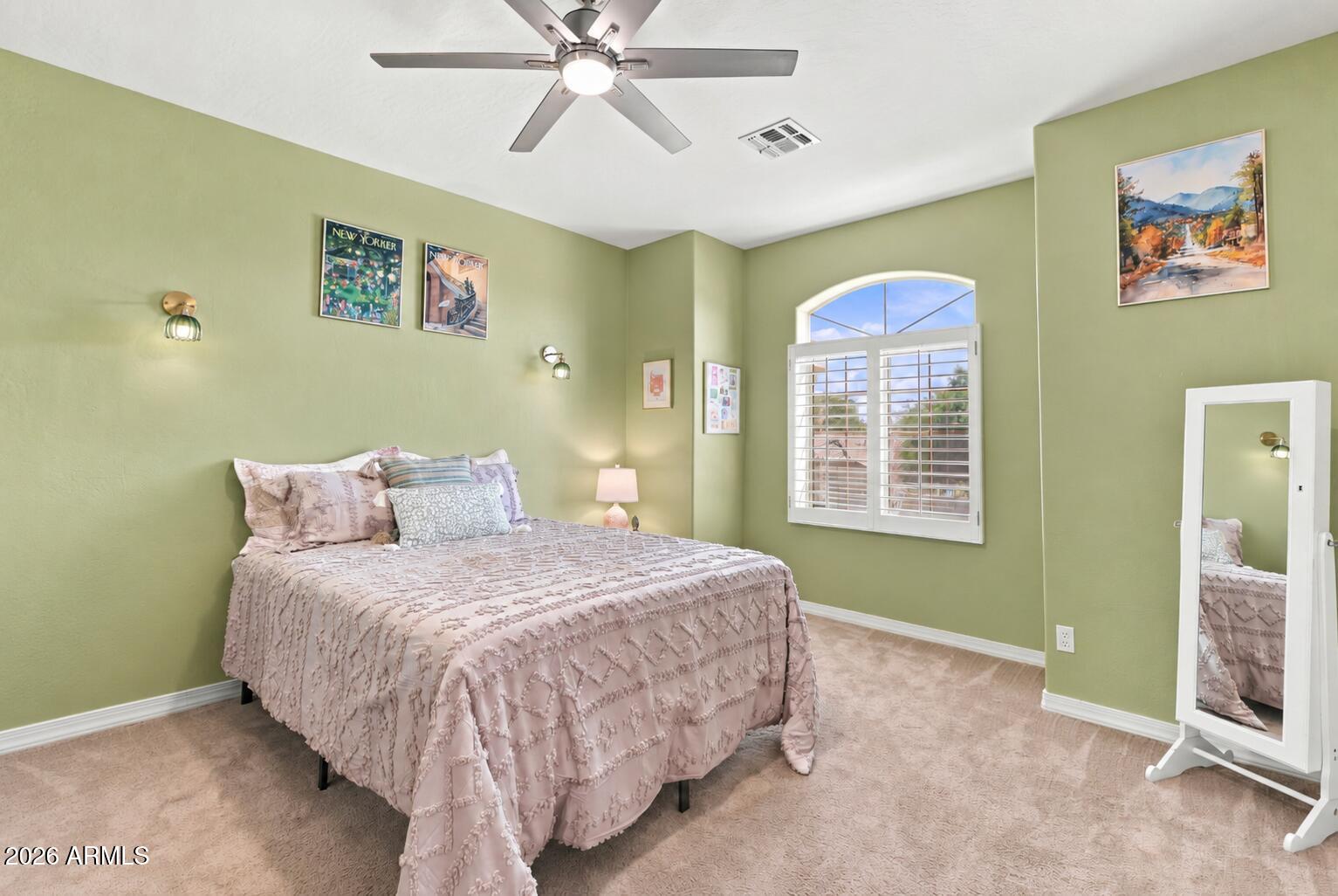 5548 E CAMPO BELLO Drive