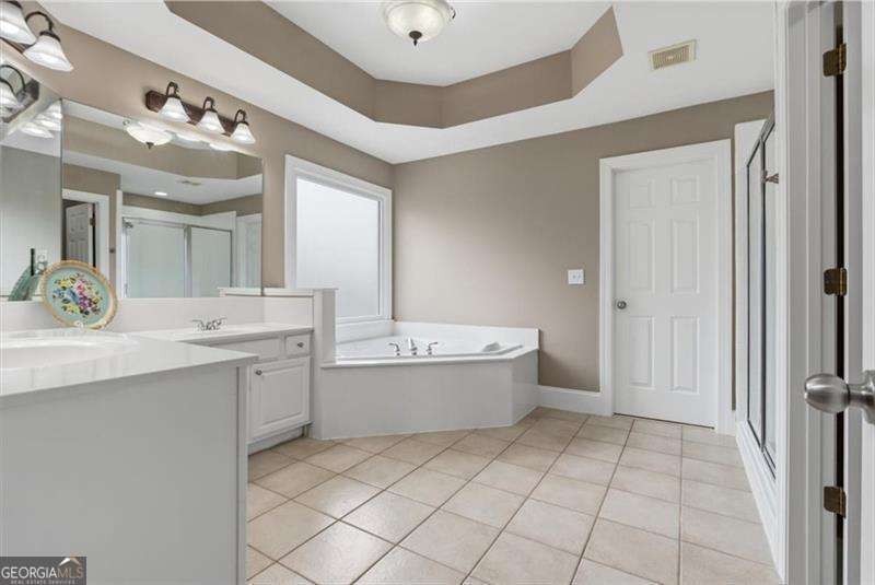 1224 Cobblemill Cove NW