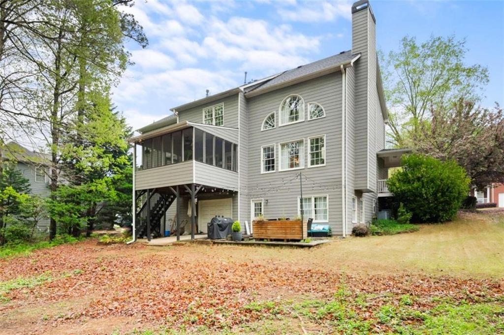 1328 Kingsbury Court