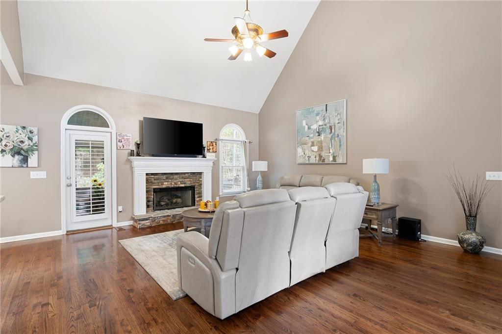 166 Misty View Lane
