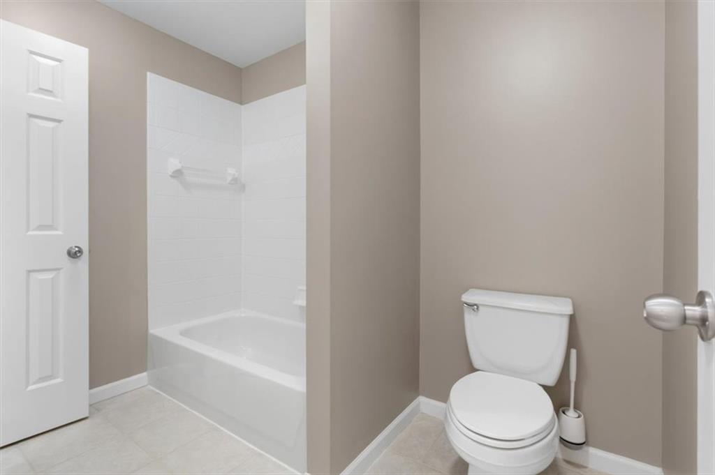 1224 Cobblemill Cove NW