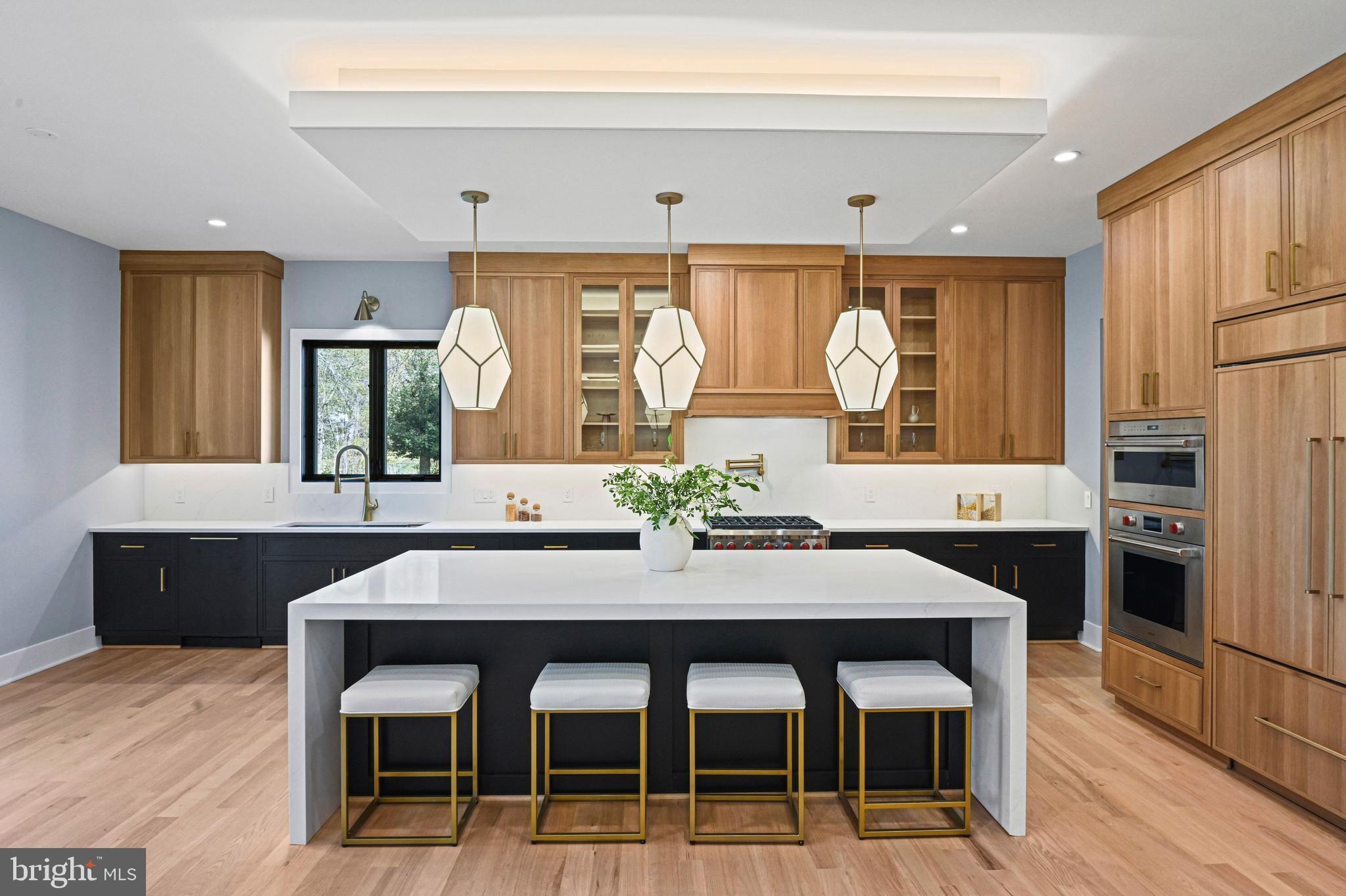 1052 BALLS HILL ROAD