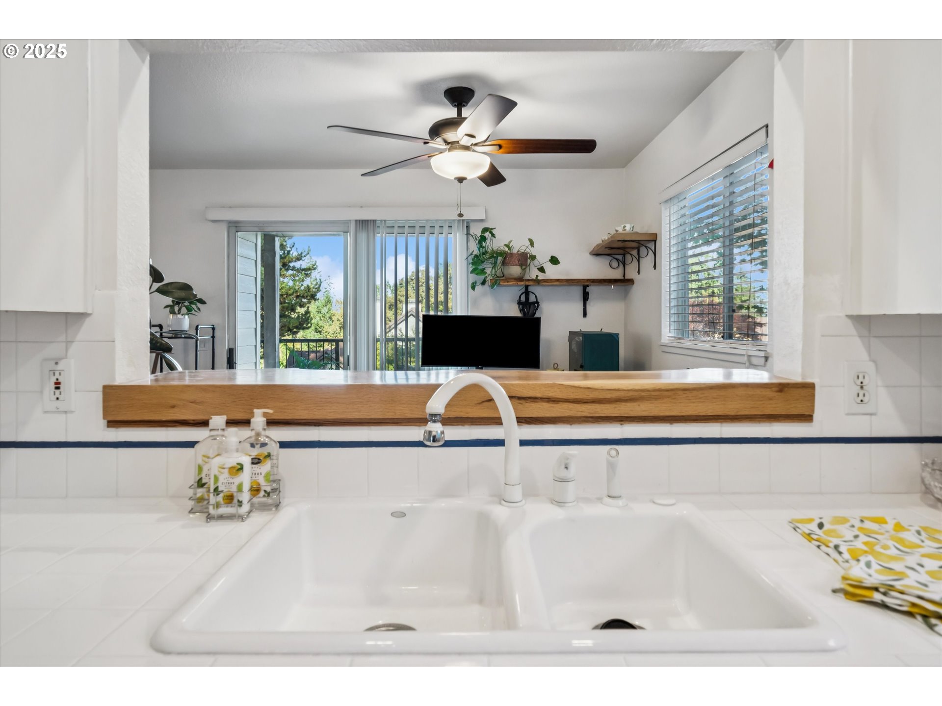 20080 LARKSPUR LN 50, West Linn Unit: 50