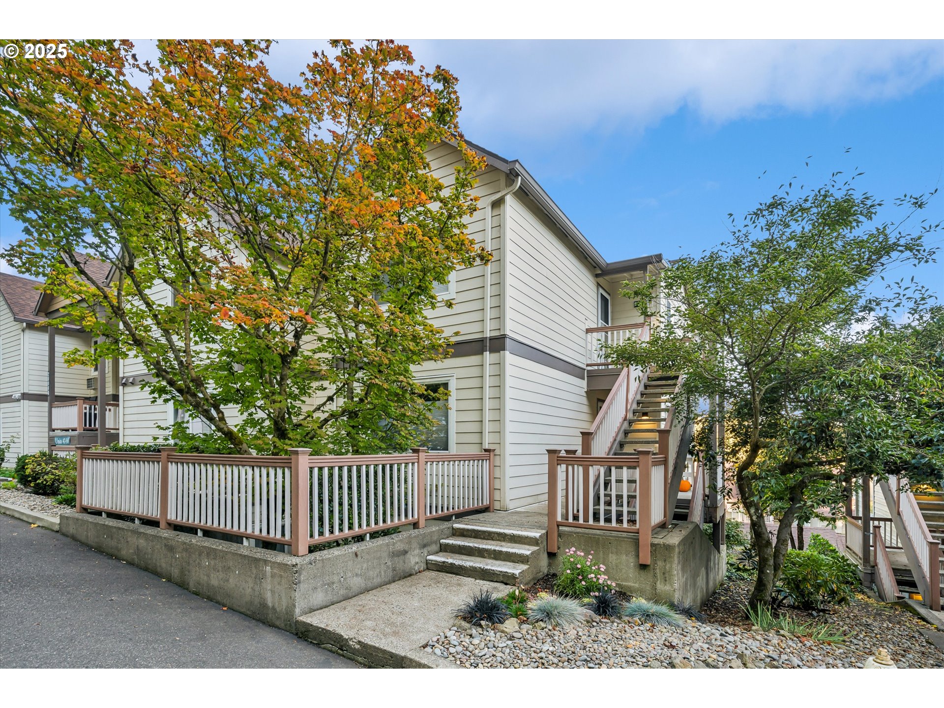20080 LARKSPUR LN 50, West Linn Unit: 50