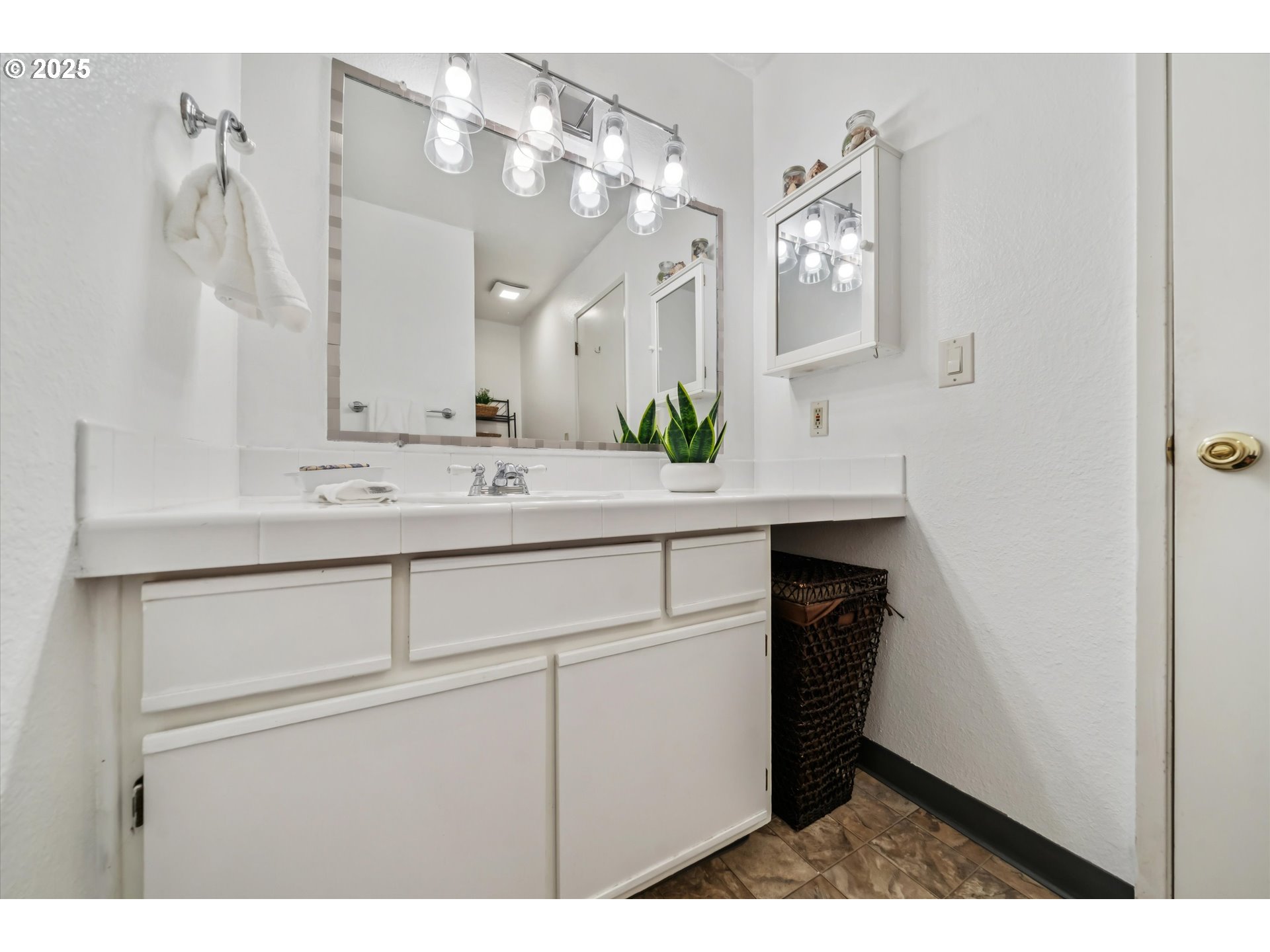 20080 LARKSPUR LN 50, West Linn Unit: 50
