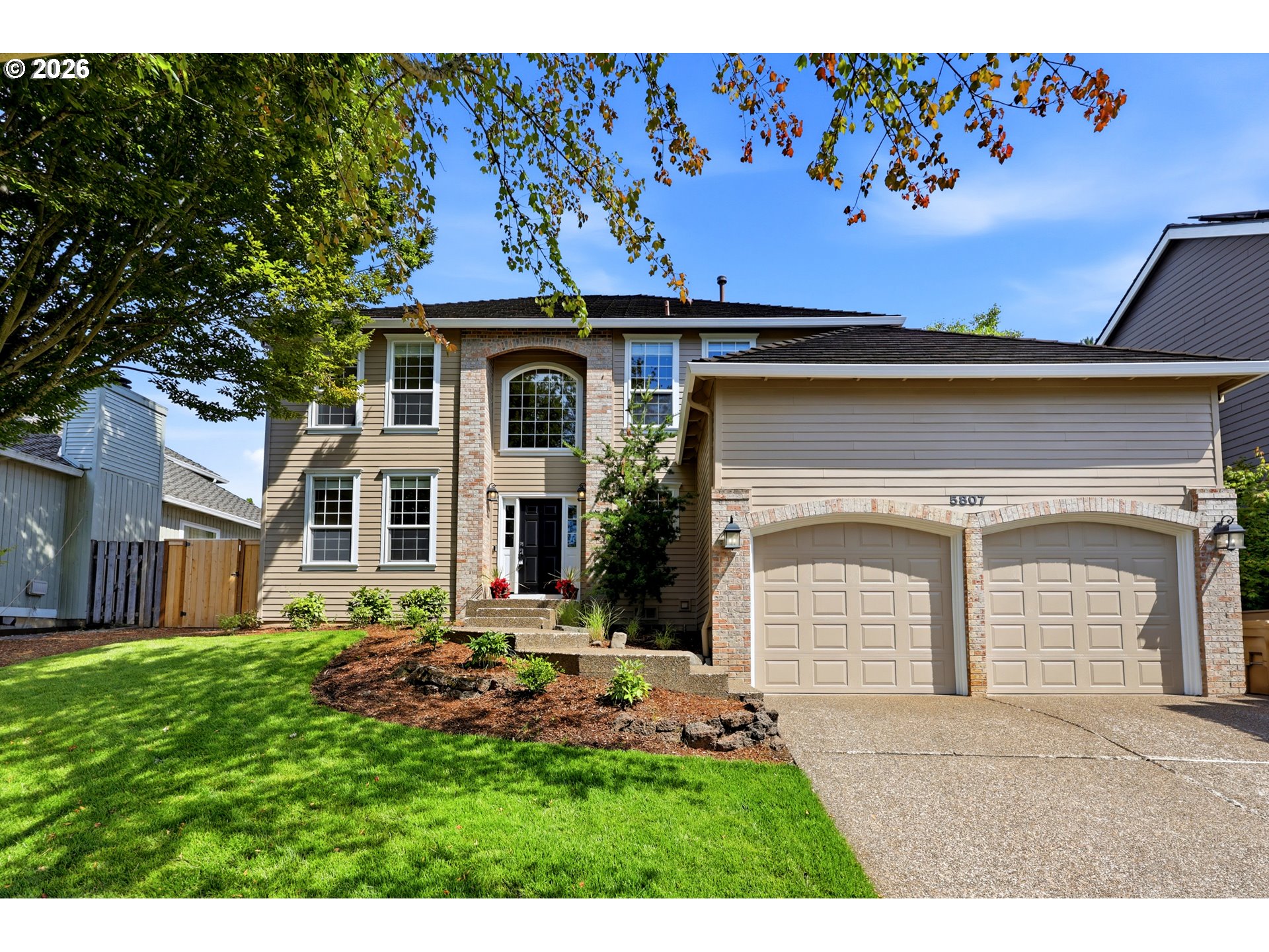 5807 RIDGETOP CT