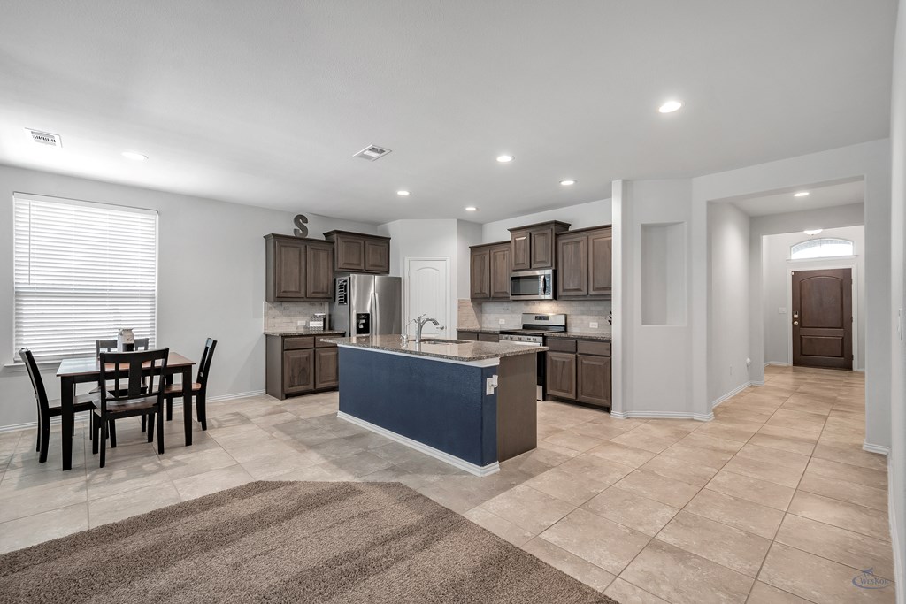 1406 Laguna Meadows Trail