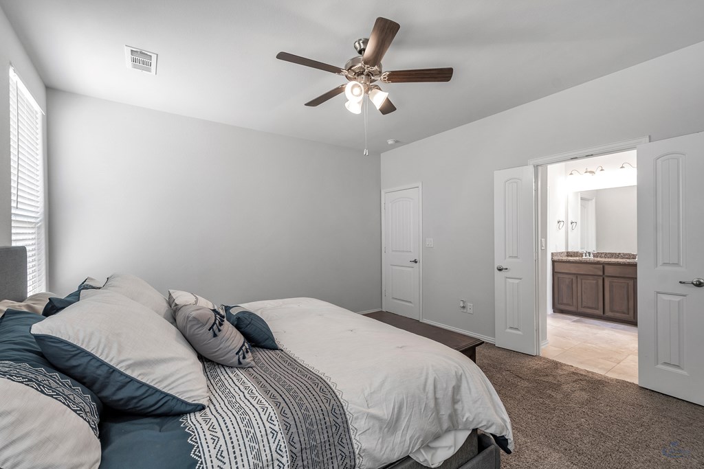1406 Laguna Meadows Trail