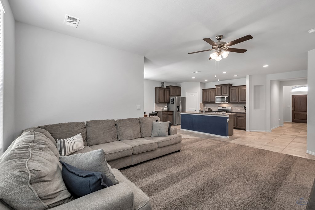 1406 Laguna Meadows Trail