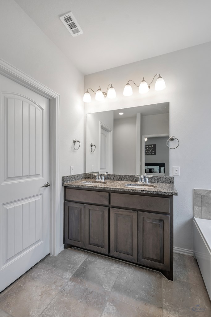 1406 Laguna Meadows Trail