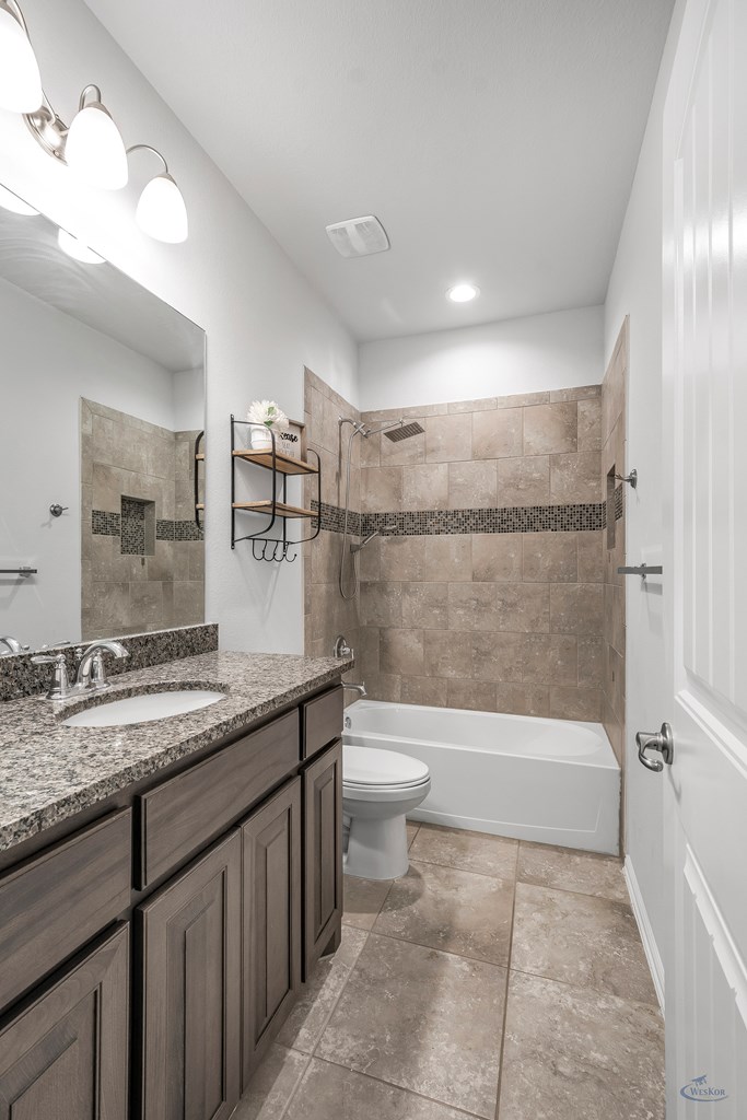 1406 Laguna Meadows Trail