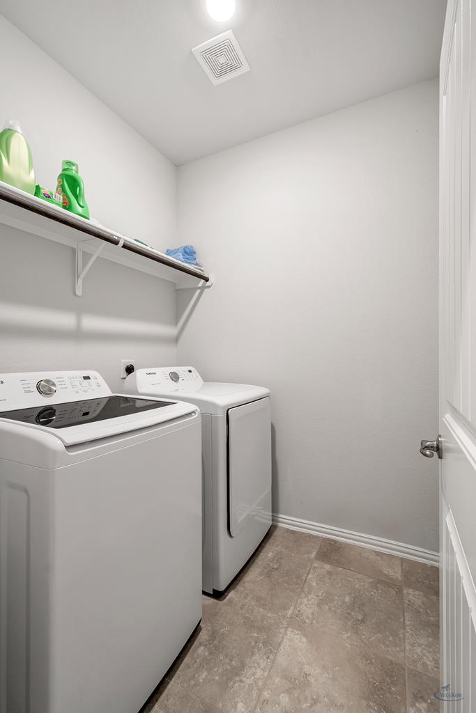 1502 Laguna Meadows Trail