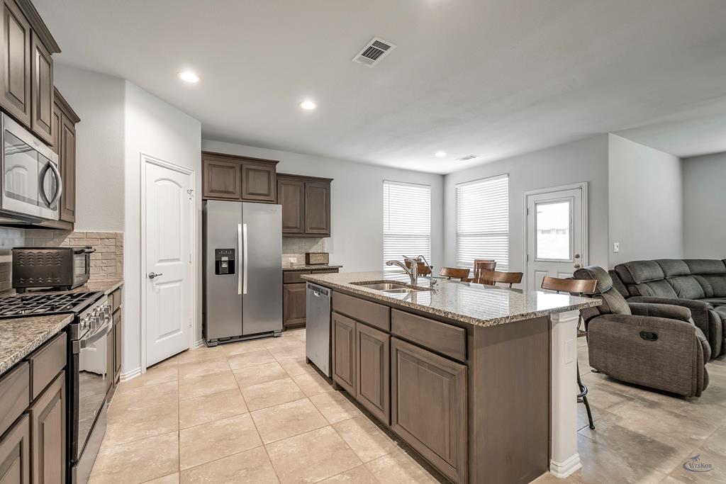 1502 Laguna Meadows Trail