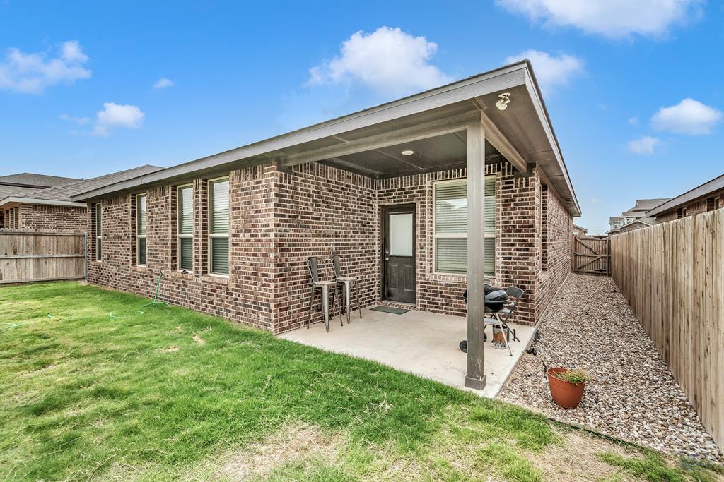 1502 Laguna Meadows Trail