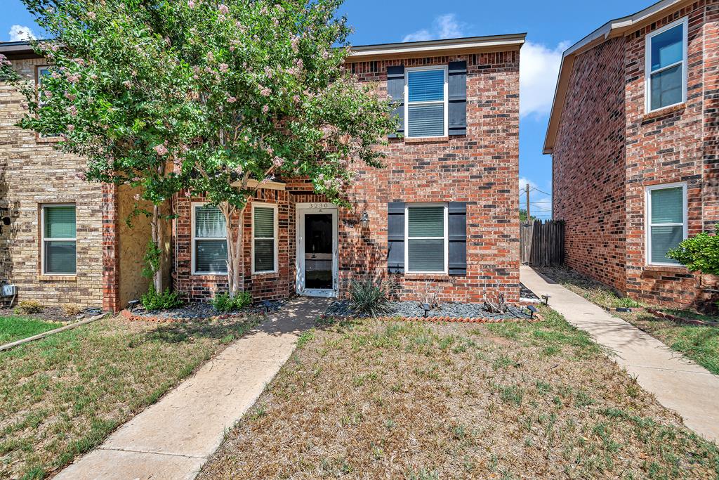 3230 Preston Dr