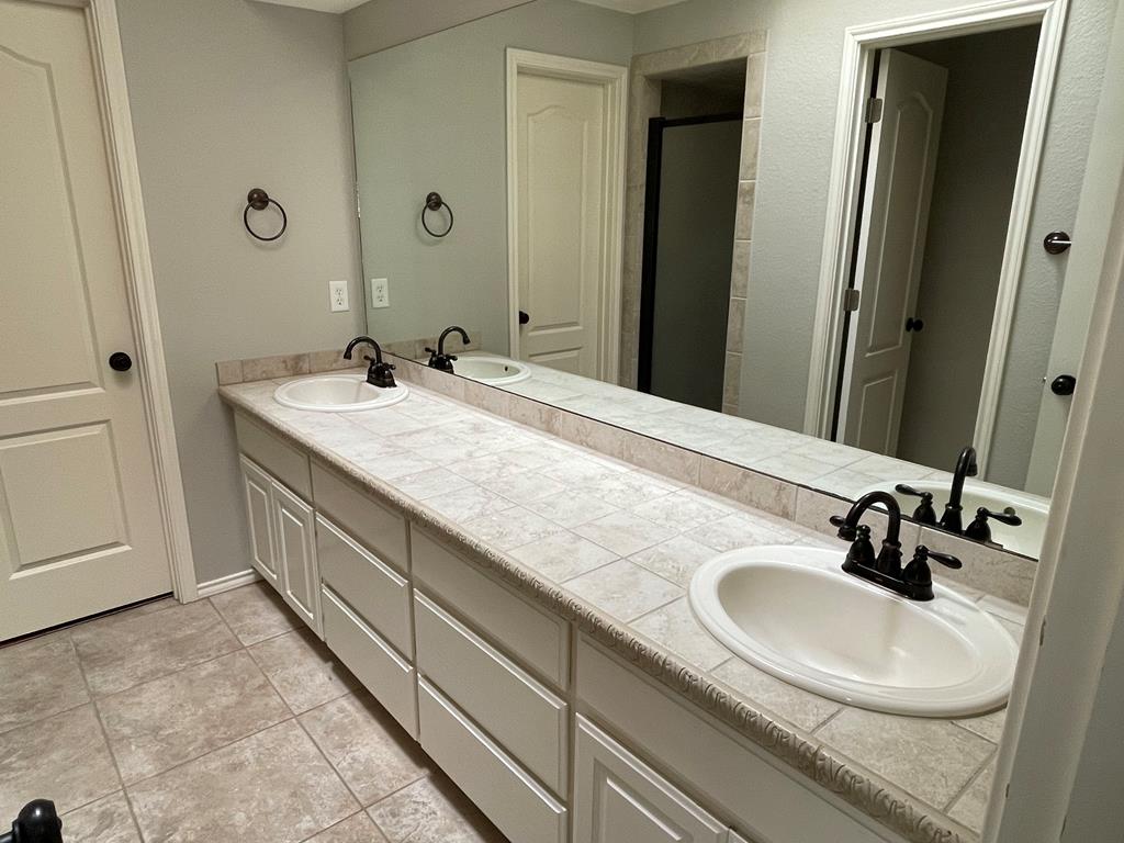 3111 Southridge Court