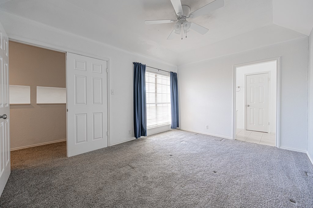 1301 Godfrey St