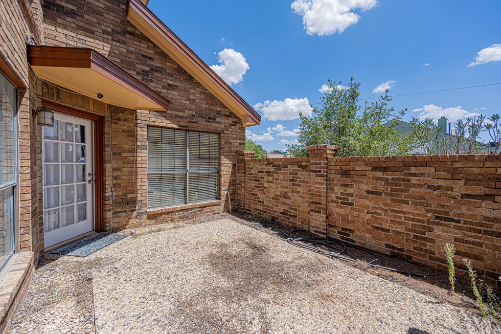 1301 Godfrey St