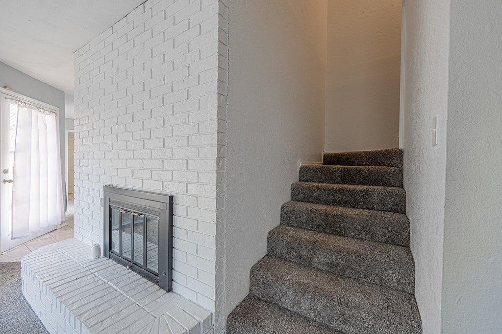 1301 Godfrey St