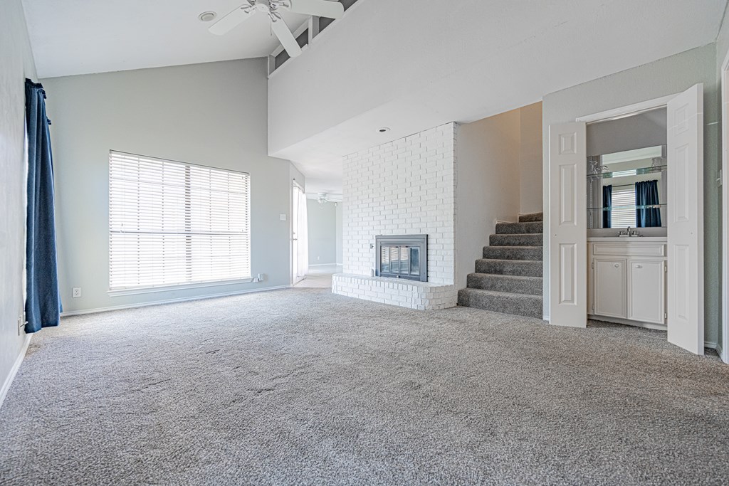 1301 Godfrey St