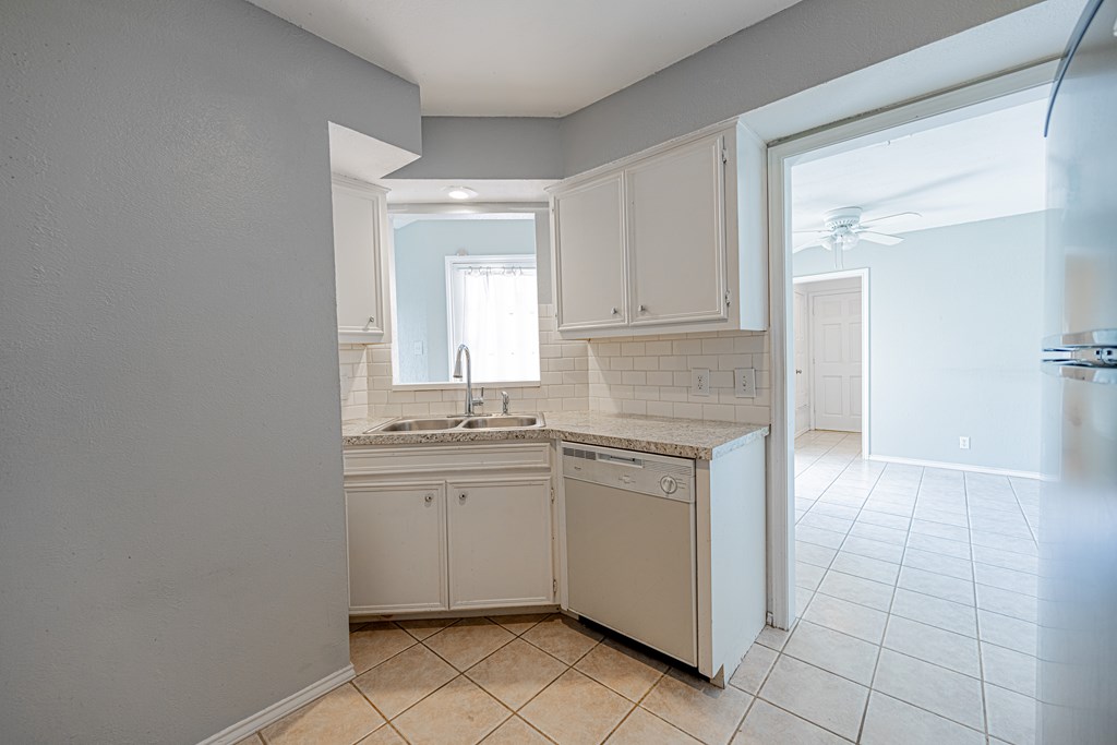 1301 Godfrey St