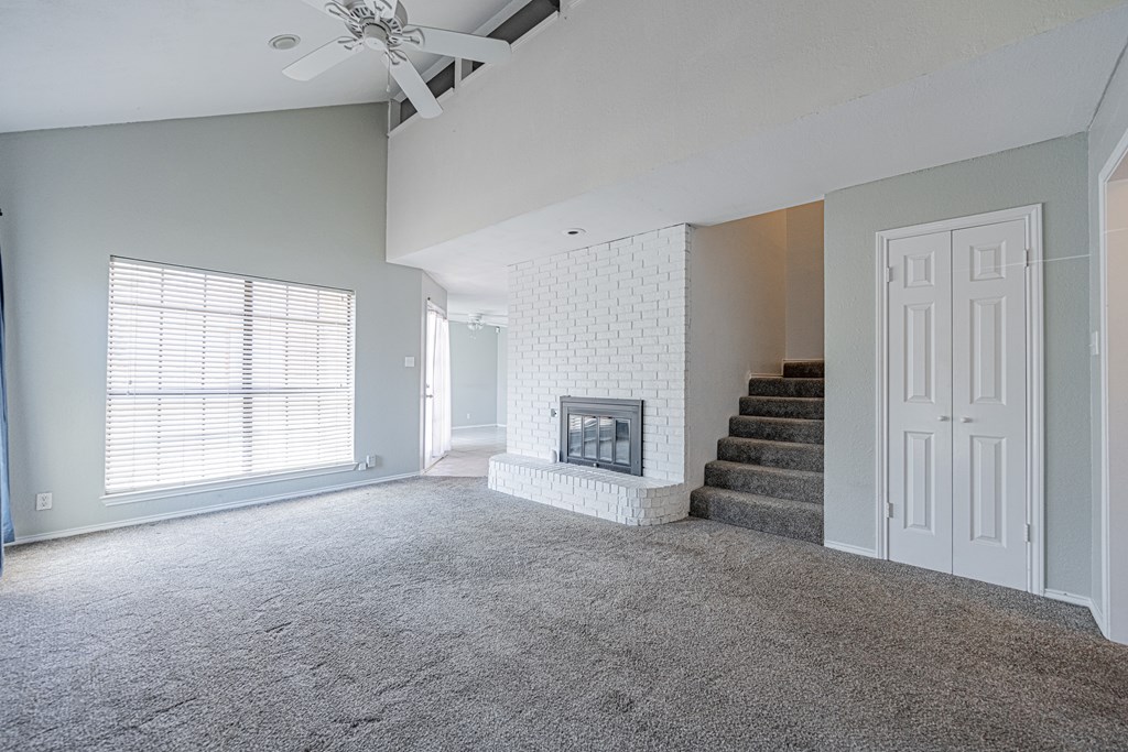 1301 Godfrey St