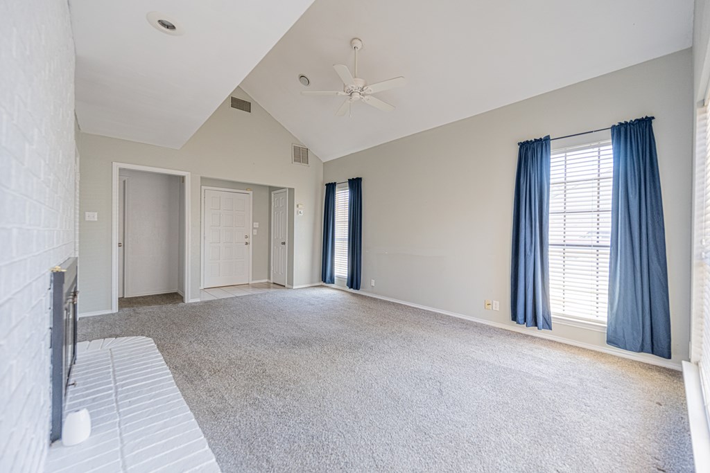 1301 Godfrey St