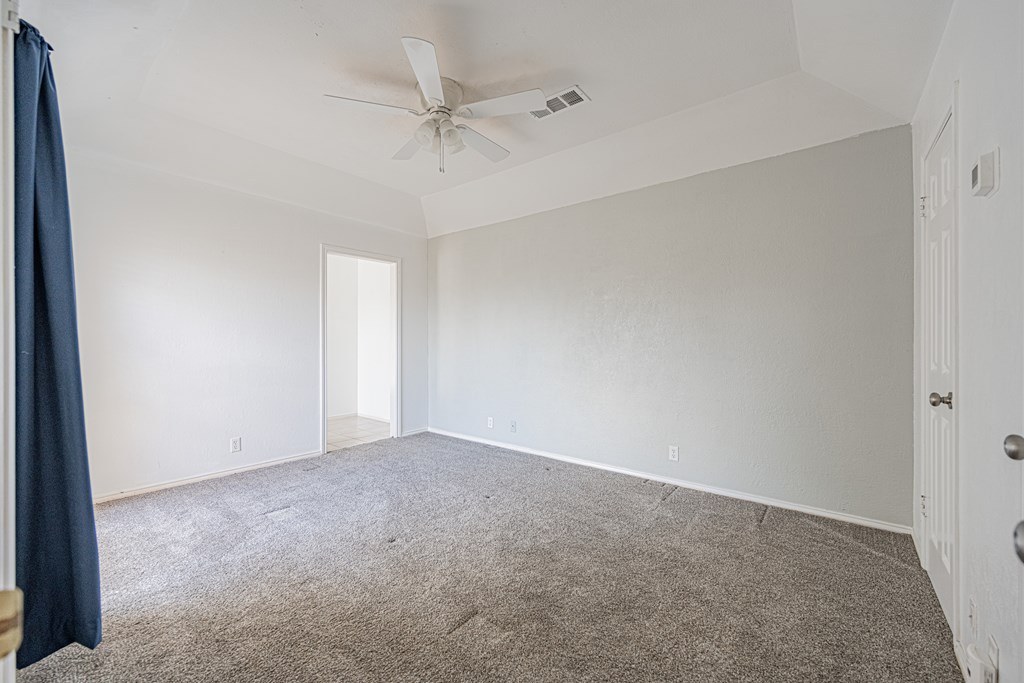 1301 Godfrey St