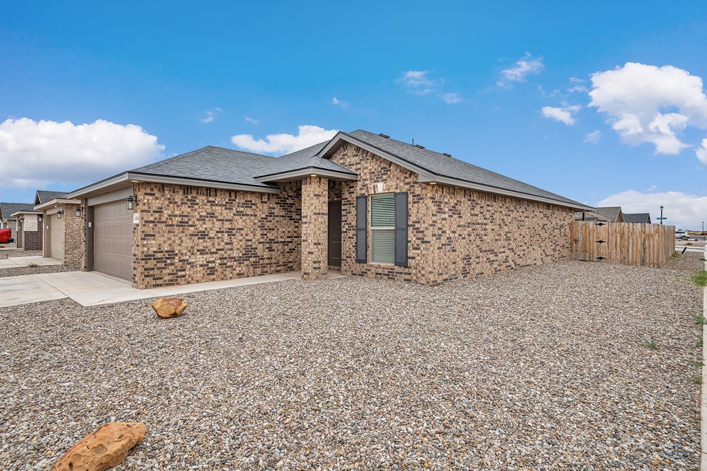 6708 Lonesome Dove Ln