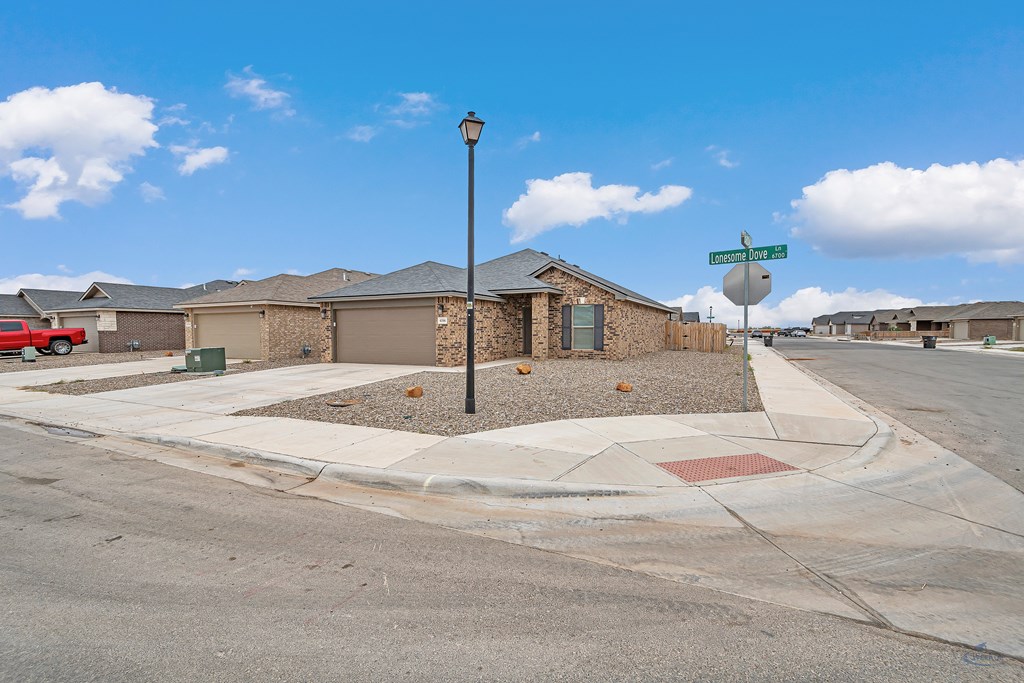 6708 Lonesome Dove Ln