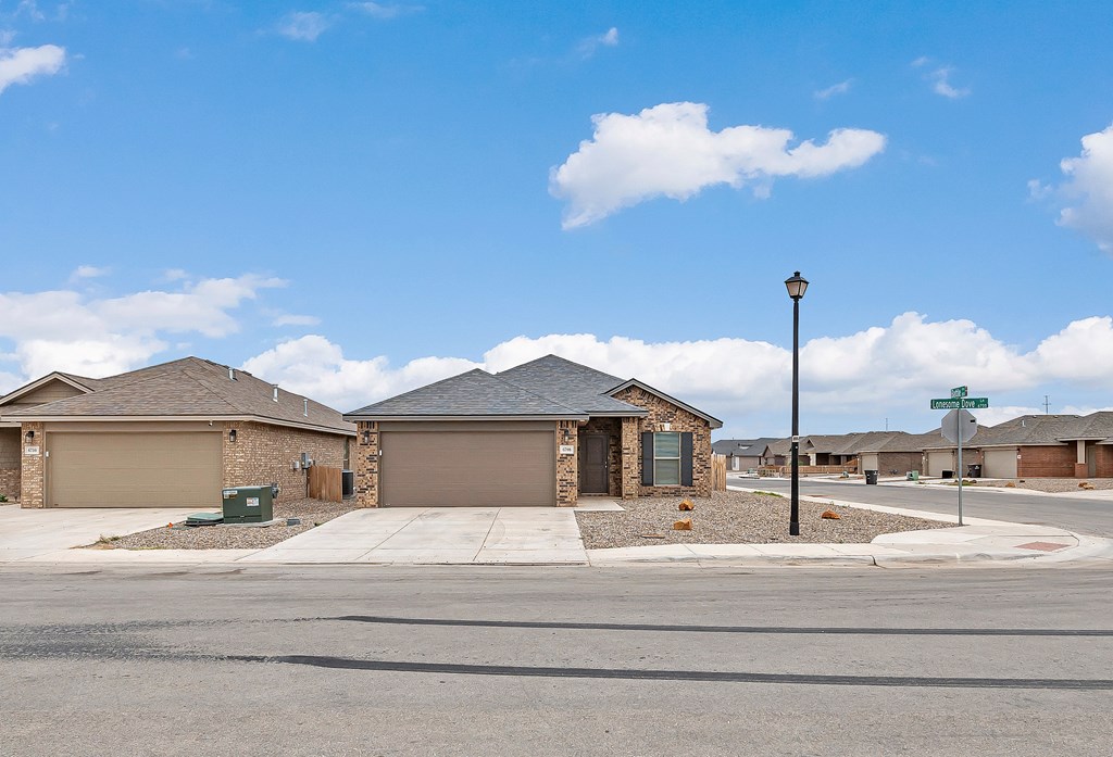 6708 Lonesome Dove Ln