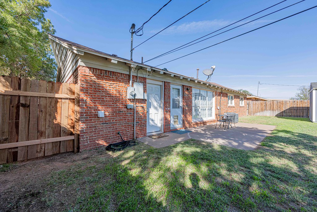 408 E Shandon Ave