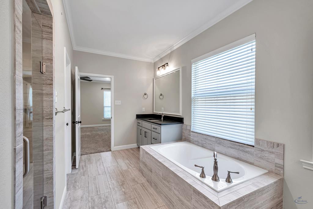 6104 Turtle Creek Rd