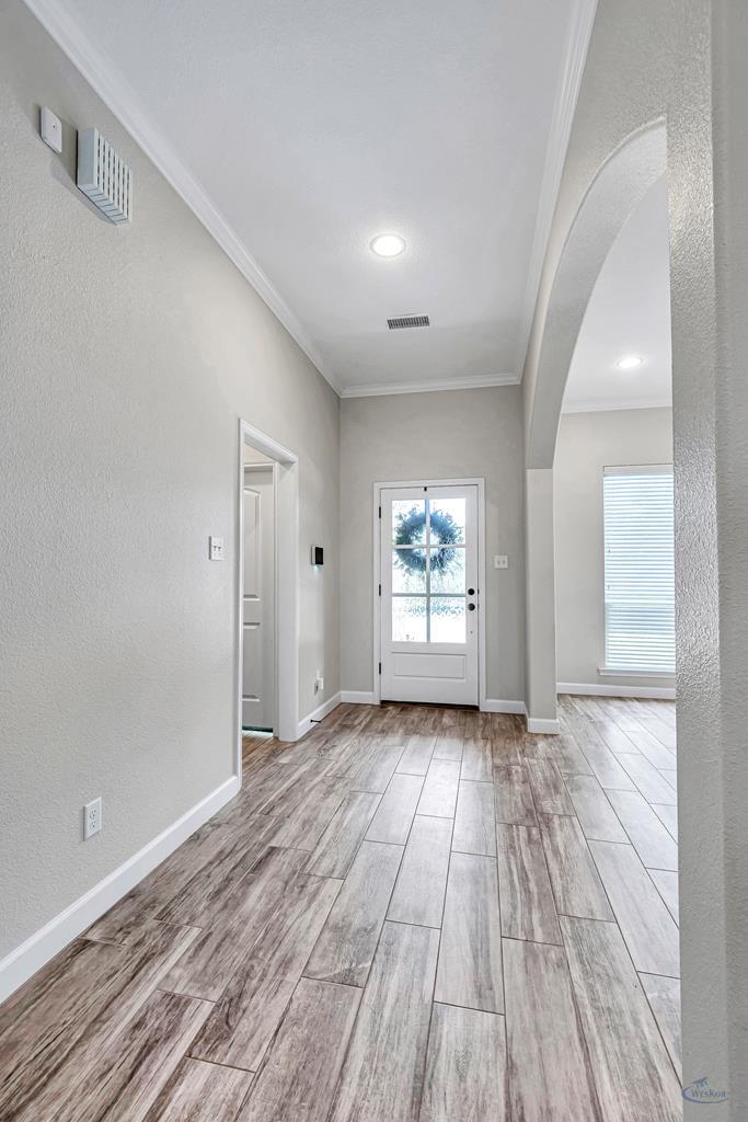 6104 Turtle Creek Rd