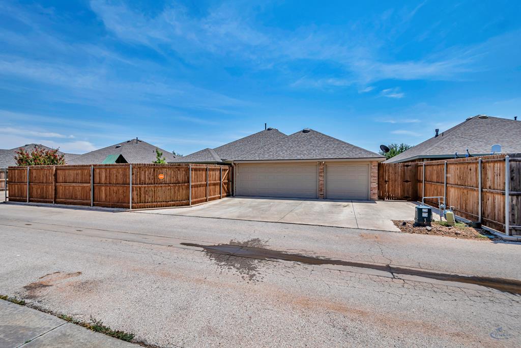 6104 Turtle Creek Rd