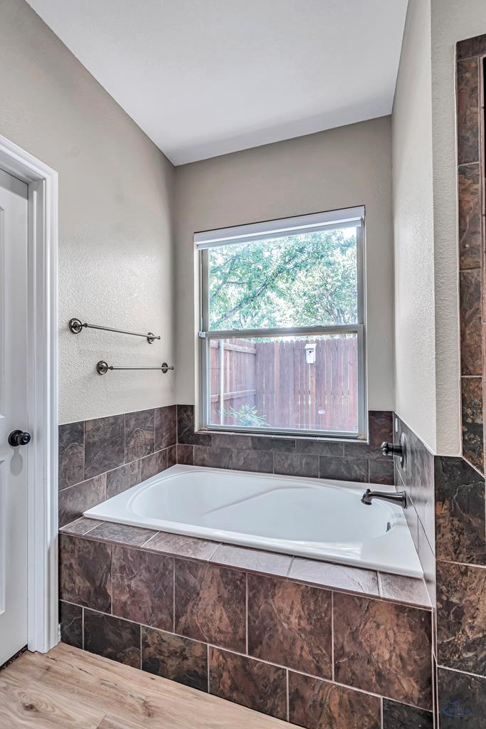6012 Pedernales