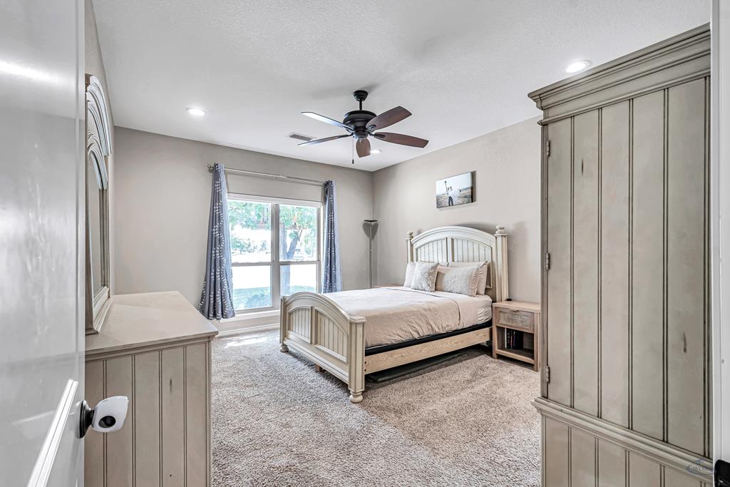 6012 Pedernales