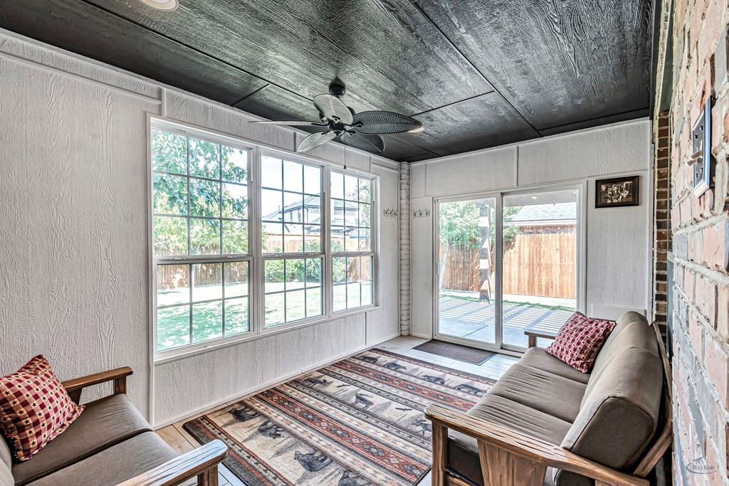 6012 Pedernales