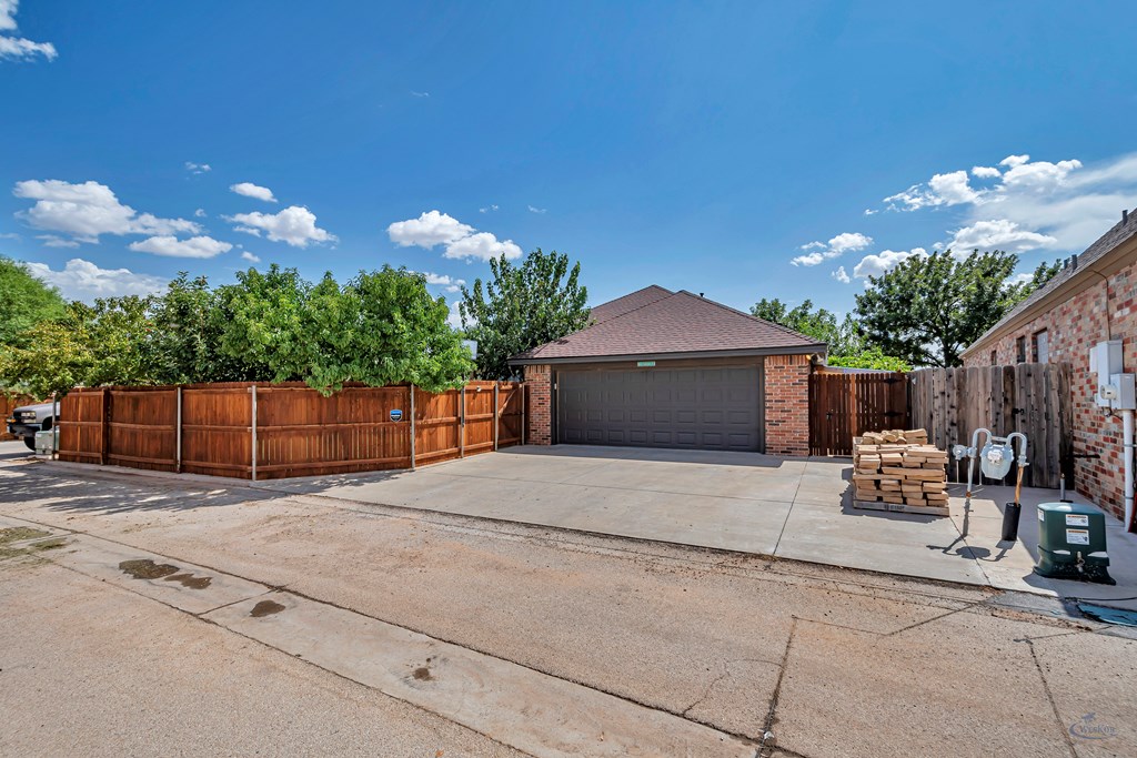 6012 Pedernales
