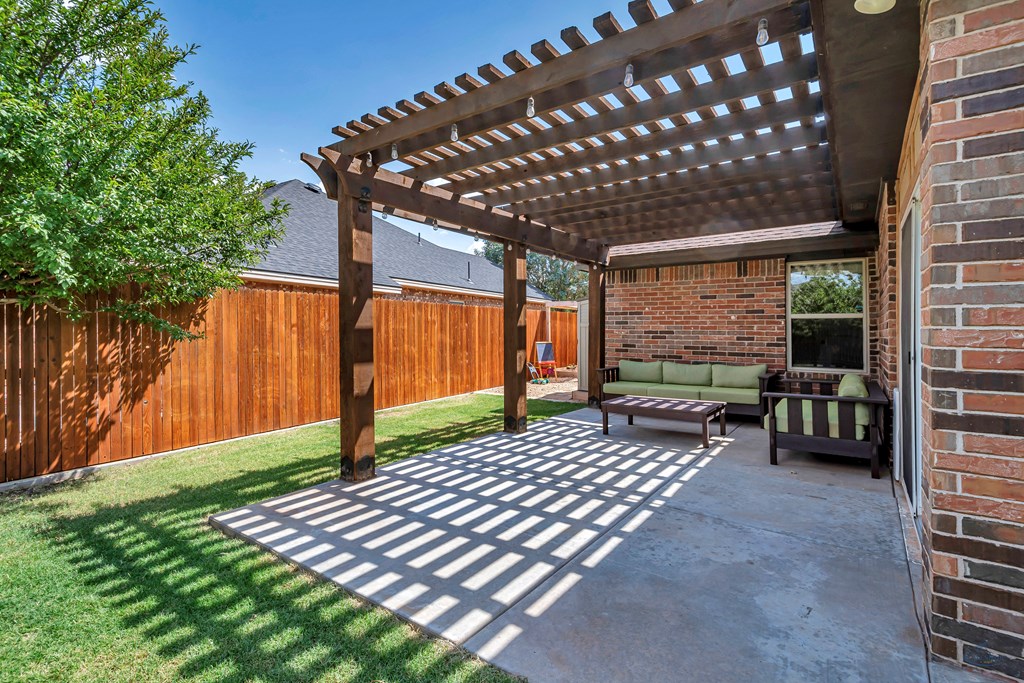 6012 Pedernales